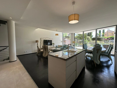 Semi Detached House for rent in Sierra Blanca, Marbella
