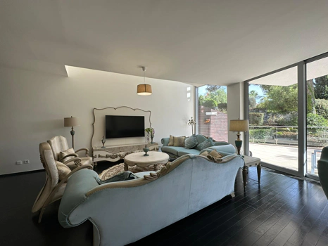Semi Detached House for rent in Sierra Blanca, Marbella