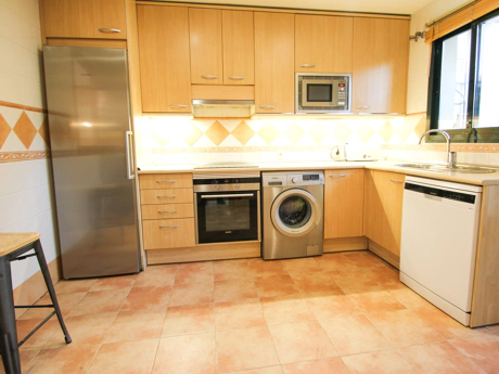 Town House for longterm rent in Jardines de Doña Maria, Marbella