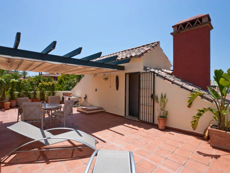 Town House for longterm rent in Jardines de Doña Maria, Marbella