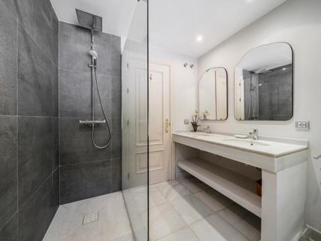 Andalusian Charm Meets Modern Comfort – Just 500m from the Beach in Marbella.