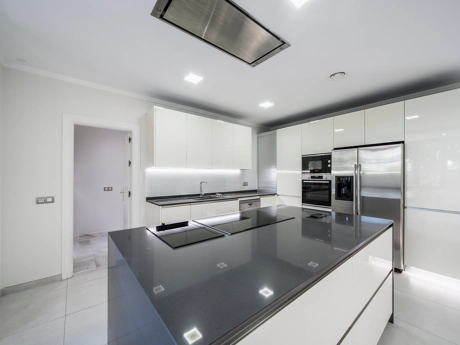Andalusian Charm Meets Modern Comfort – Just 500m from the Beach in Marbella.