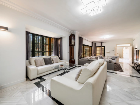 Andalusian Charm Meets Modern Comfort – Just 500m from the Beach in Marbella.