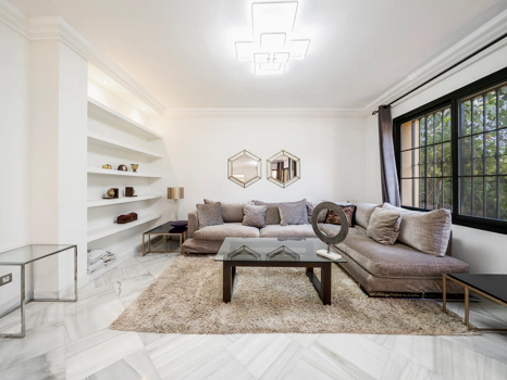 Encanto Andaluz con Comodidad Moderna – A solo 500 m de la Playa en Marbella