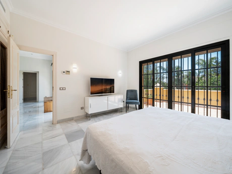 Andalusian Charm Meets Modern Comfort – Just 500m from the Beach in Marbella.