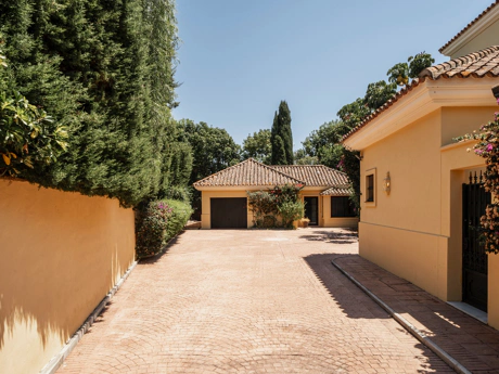 Andalusian Charm Meets Modern Comfort – Just 500m from the Beach in Marbella.