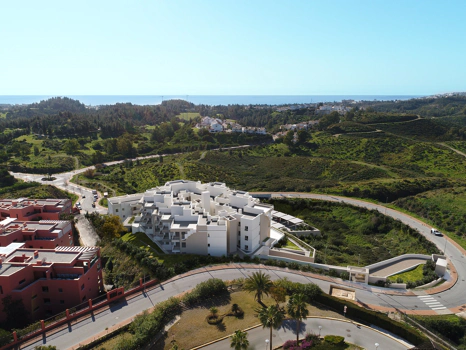 Valley Views, located in Mijas, is a new residential development comprising 54 apartments, private parking spaces, and a communal pool.