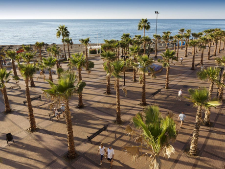 Valley Views, located in Mijas, is a new residential development comprising 54 apartments, private parking spaces, and a communal pool.