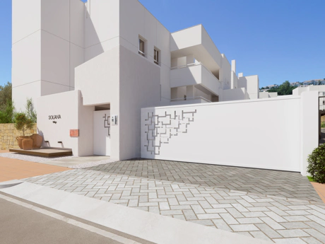Solana Village – Luxury Golf Apartments with Panoramic Sea Views in La Cala Resort