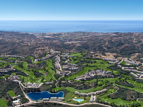 Solana Village – Luxury Golf Apartments with Panoramic Sea Views in La Cala Resort