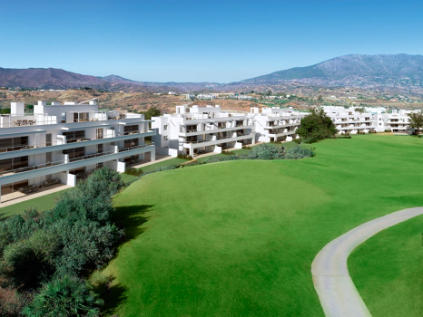 Solana Village – Luxury Golf Apartments with Panoramic Sea Views in La Cala Resort