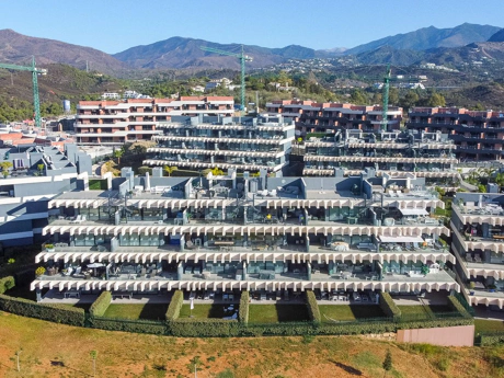 Apartment for sale in Estepona