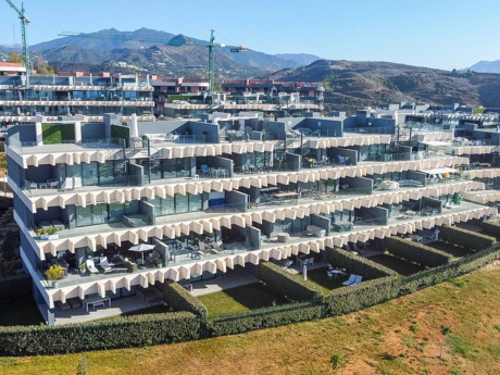 Apartment for sale in Estepona