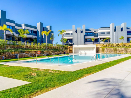 Apartment for sale in Estepona