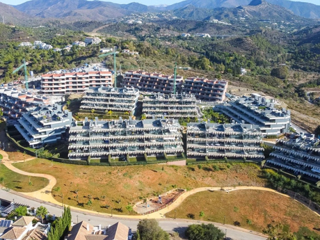 Apartment for sale in Estepona