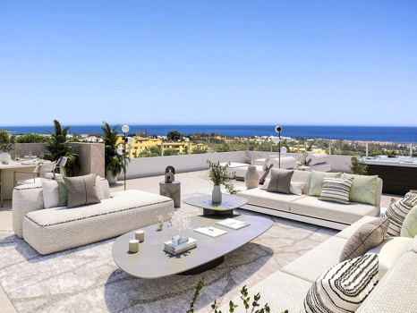 Penthouse for sale in New Golden Mile, Estepona East