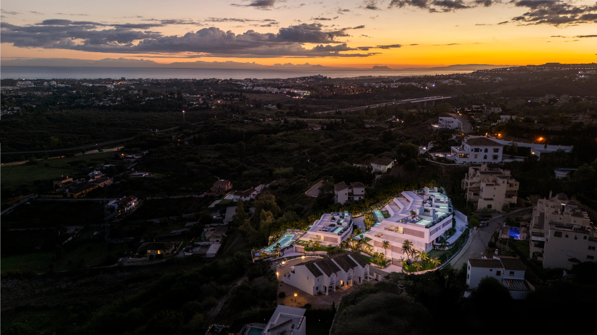 Duplex Penthouse for sale in Benahavis