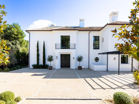 Casa Angelico: Iconic Luxury Living in Marbella’s Most Prestigious Enclave