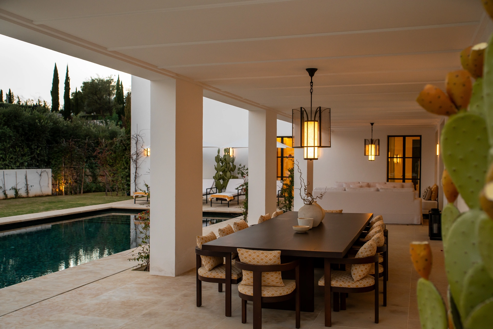 Villa for sale in Cascada de Camojan, Marbella Golden Mile