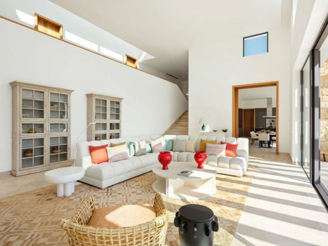Villa for sale in Casares