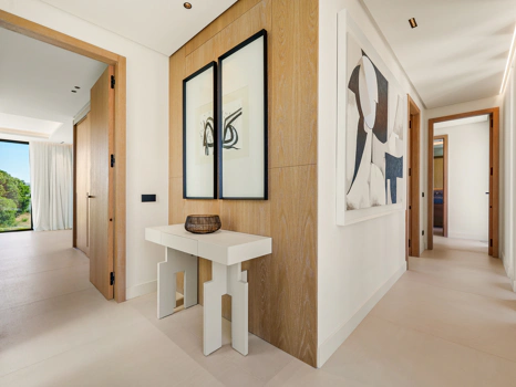 Luxury 5-Bedroom Villa with Gym, Sauna and Large Terraces Near the Beach in San Pedro de Alcántara