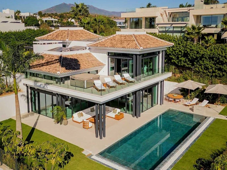 Luxury Villas on the Golden Mile with Private Pools and Exclusive Security