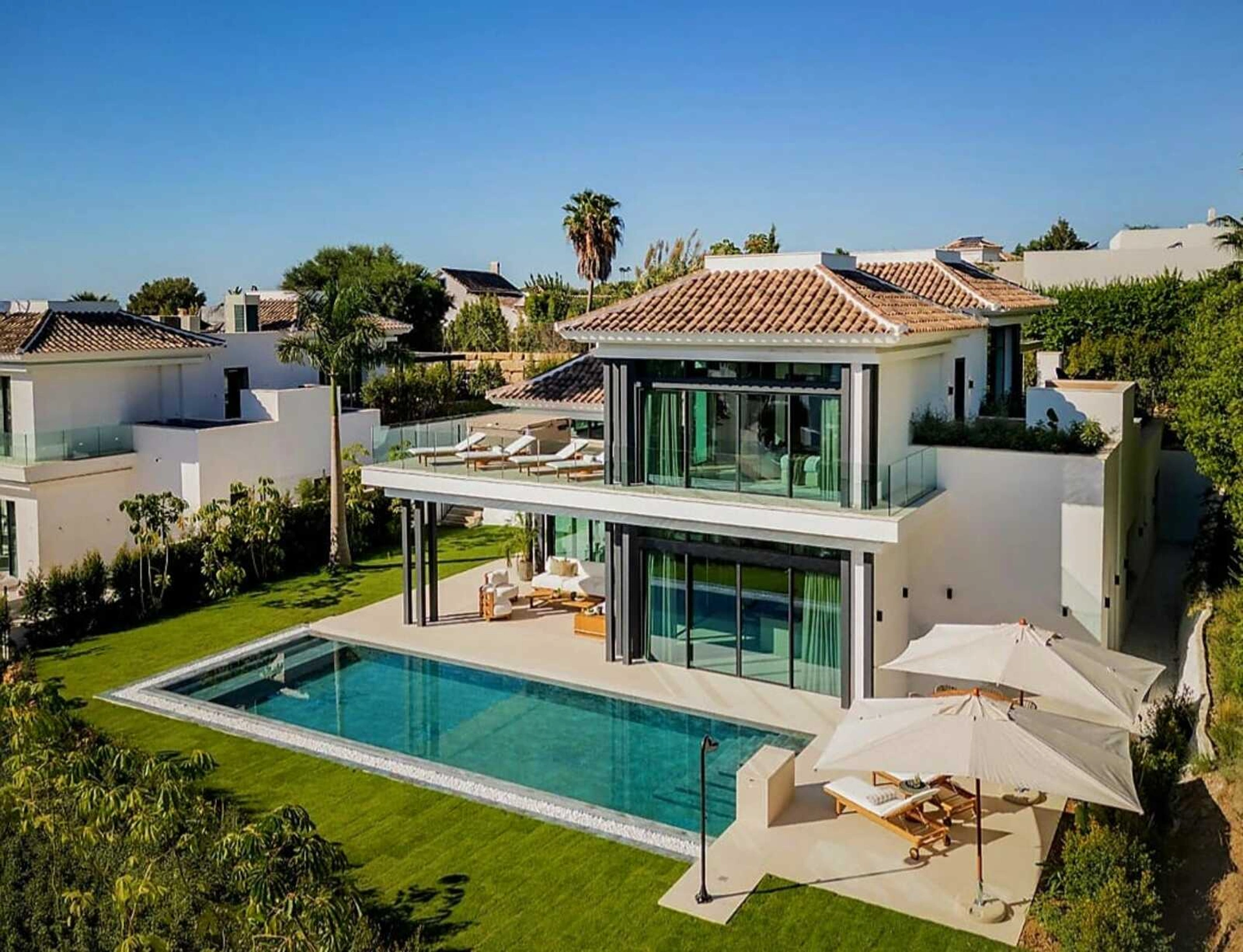 Villa for sale in Marbella Golden Mile