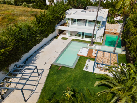 Modern Luxury Villa for Sale in Nueva Andalucía, Marbella
