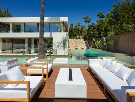 Modern Luxury Villa for Sale in Nueva Andalucía, Marbella