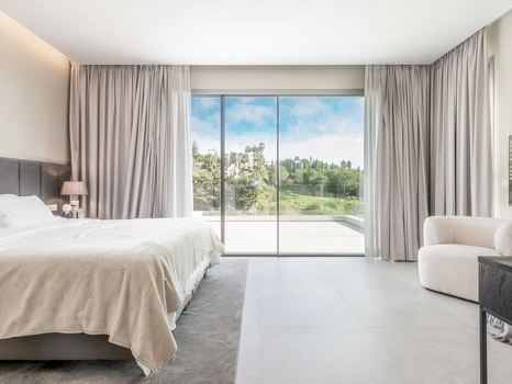 Villa en venta en Nueva Andalucia, Marbella