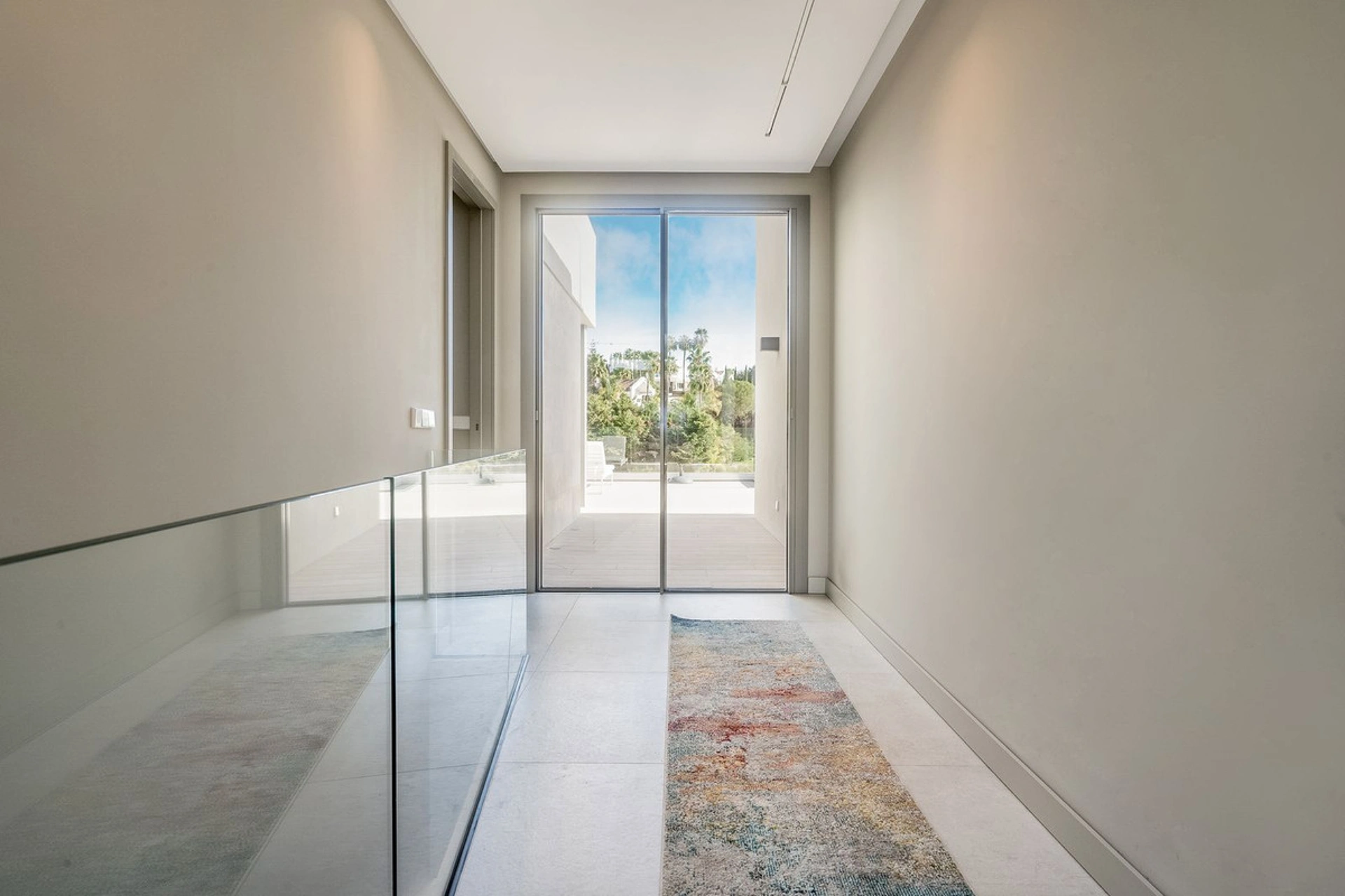 Villa en venta en Nueva Andalucia, Marbella
