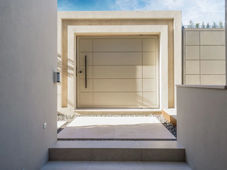 Villa en venta en Nueva Andalucia, Marbella