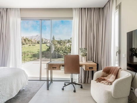 Villa en venta en Nueva Andalucia, Marbella