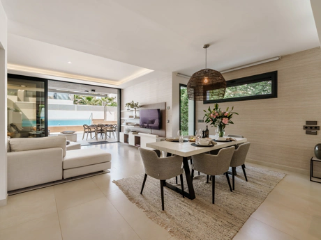 Azure 7: Modern Semi-Detached Villa in Banus Bay
