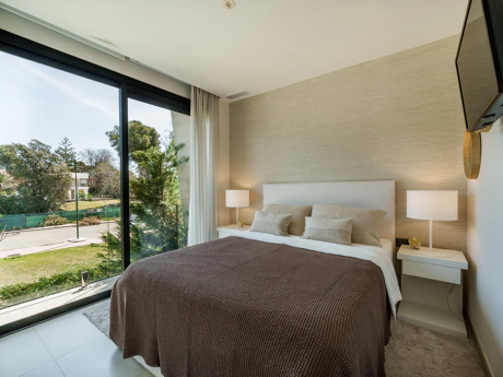 Azure 7: Modern Semi-Detached Villa in Banus Bay