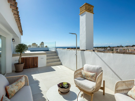 Luxury Duplex Penthouse with Panoramic Sea & Mountain Views