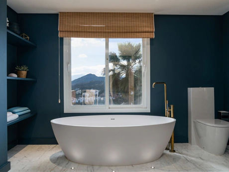 Apartment for sale in Benahavis