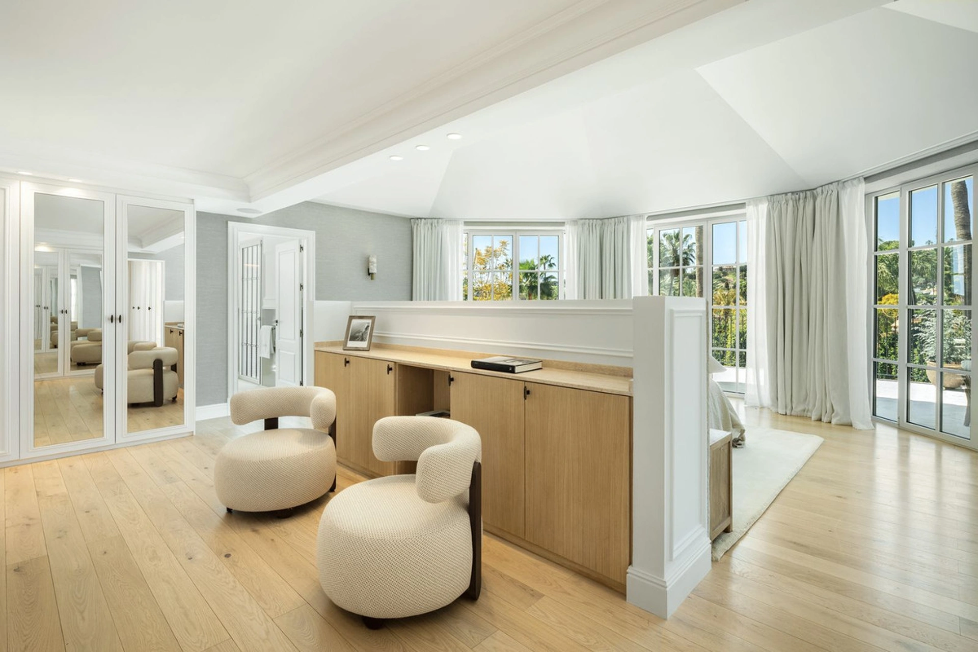 Villa en venta en Nueva Andalucia, Marbella