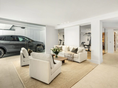 Villa en venta en Nueva Andalucia, Marbella