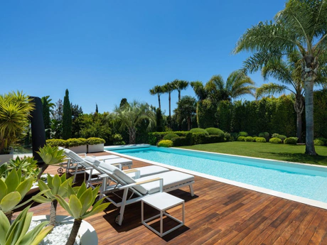 Villa Natura, Marbella East – Award-Winning Luxury with Sea & Mountain Views