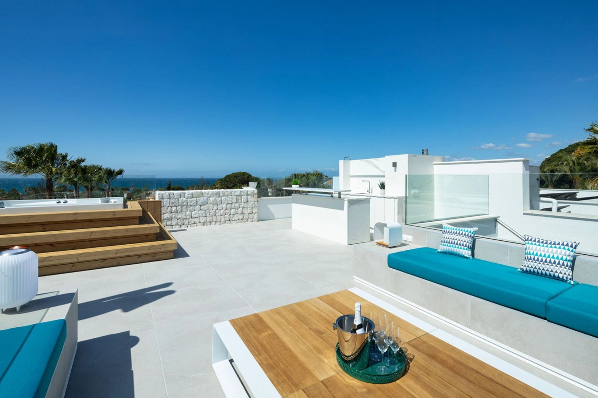 Villa for sale in Marbesa, Marbella East