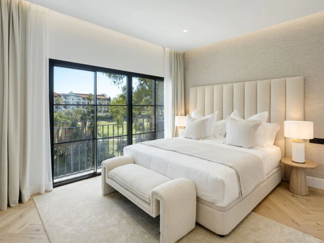 Villa for sale in Benahavis