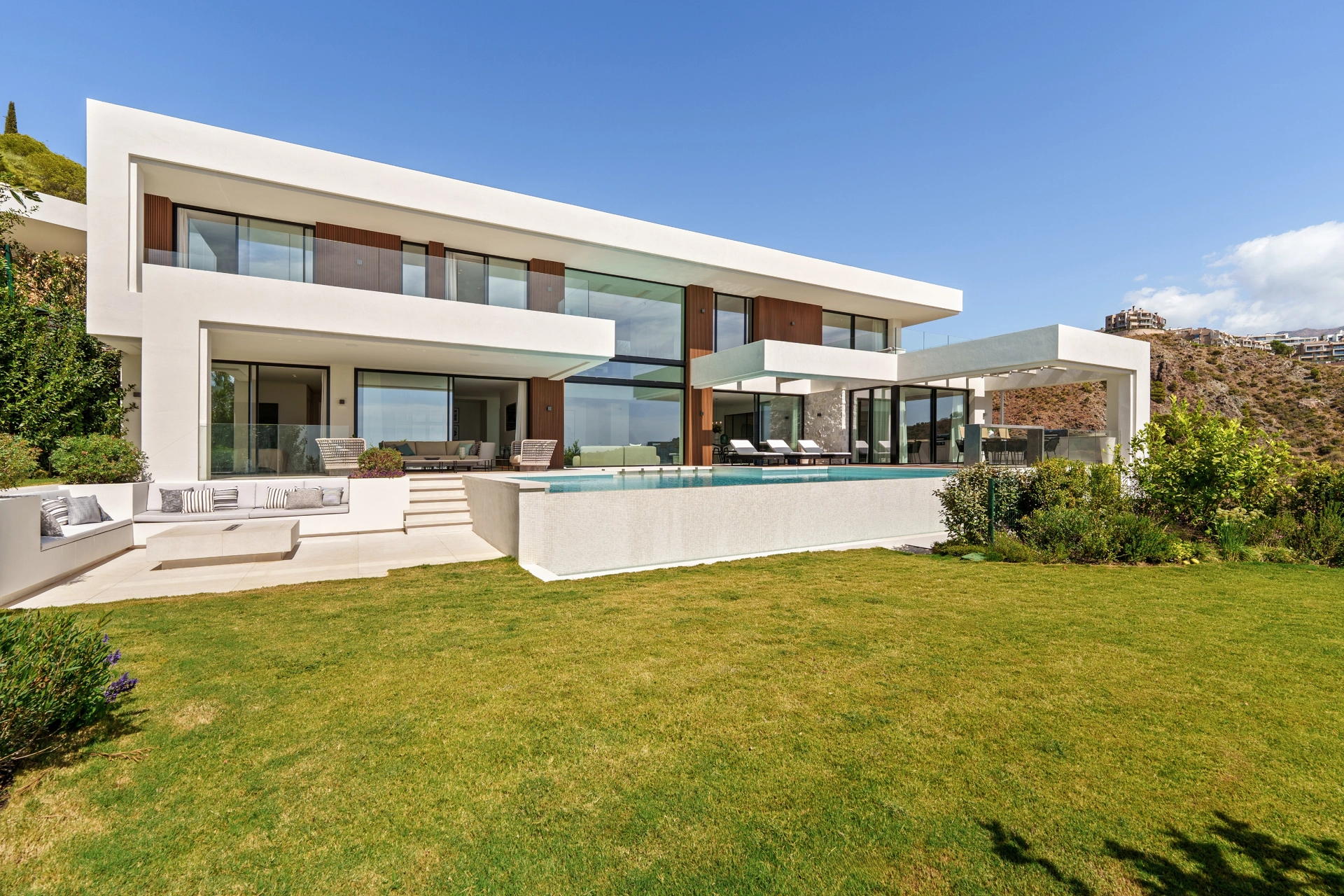 Villa en venta en La Quinta, Benahavis