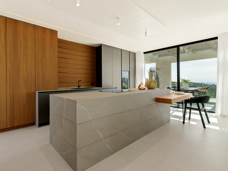La Quinta 20 – Vida de Lujo en Primera Línea con Vistas Panorámicas al Mediterráneo
