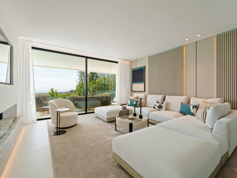 La Quinta 20 – Vida de Lujo en Primera Línea con Vistas Panorámicas al Mediterráneo