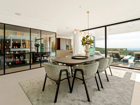 La Quinta 20 – Frontline Luxury Living with Panoramic Mediterranean Views