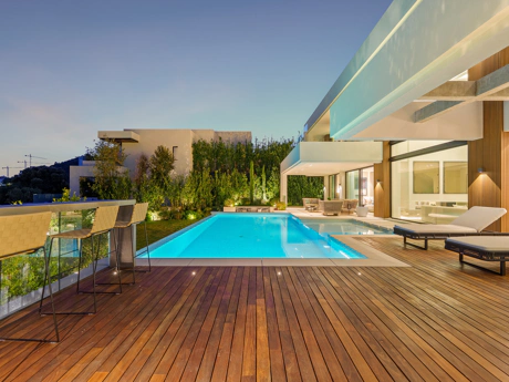 La Quinta 20 – Frontline Luxury Living with Panoramic Mediterranean Views
