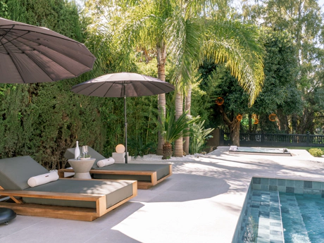 Villa de lujo estilo escandinavo-japandi con piscina, jacuzzi y total privacidad en Nueva Andalucía