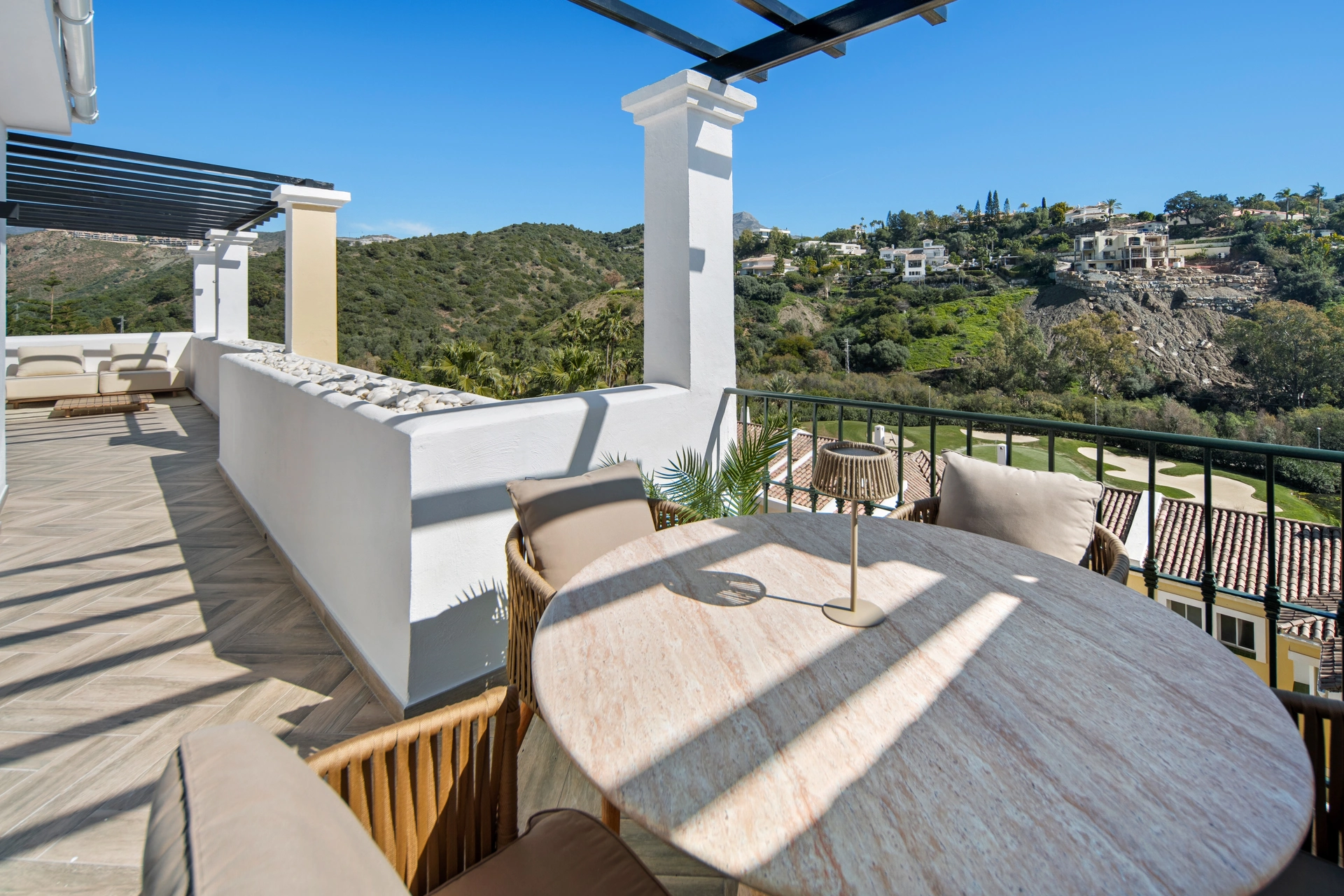 Ático en venta en La Quinta, Benahavis