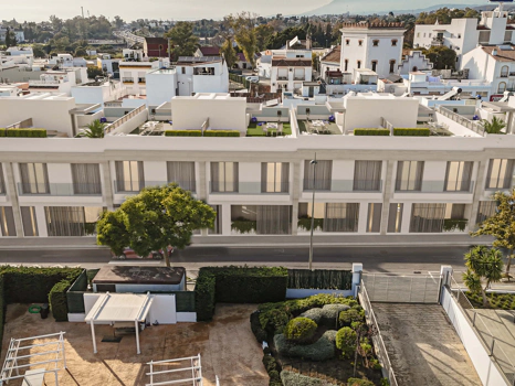 Alcantara del Mar – Contemporary Townhouses Near the Coast in San Pedro de Alcántara